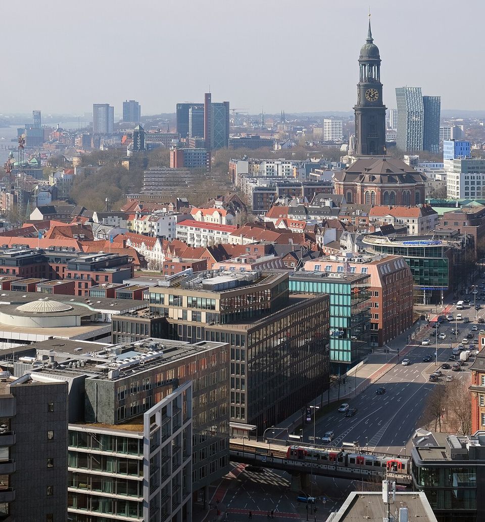 Hamburg view St. Nikolai