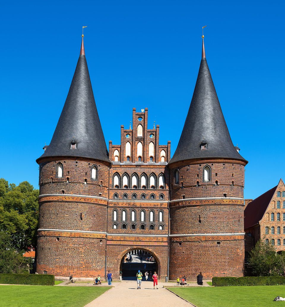 Holstentor in Lübeck Frontseite - Zuschnitt