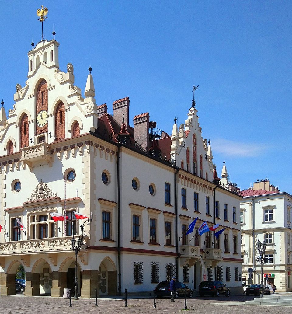 PL Rzeszów, ratusz --11-00-20 (cropped)