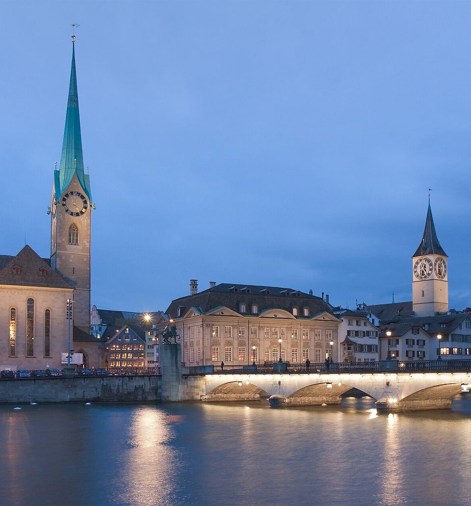 Zuerich Fraumuenster St Peter, Zurich